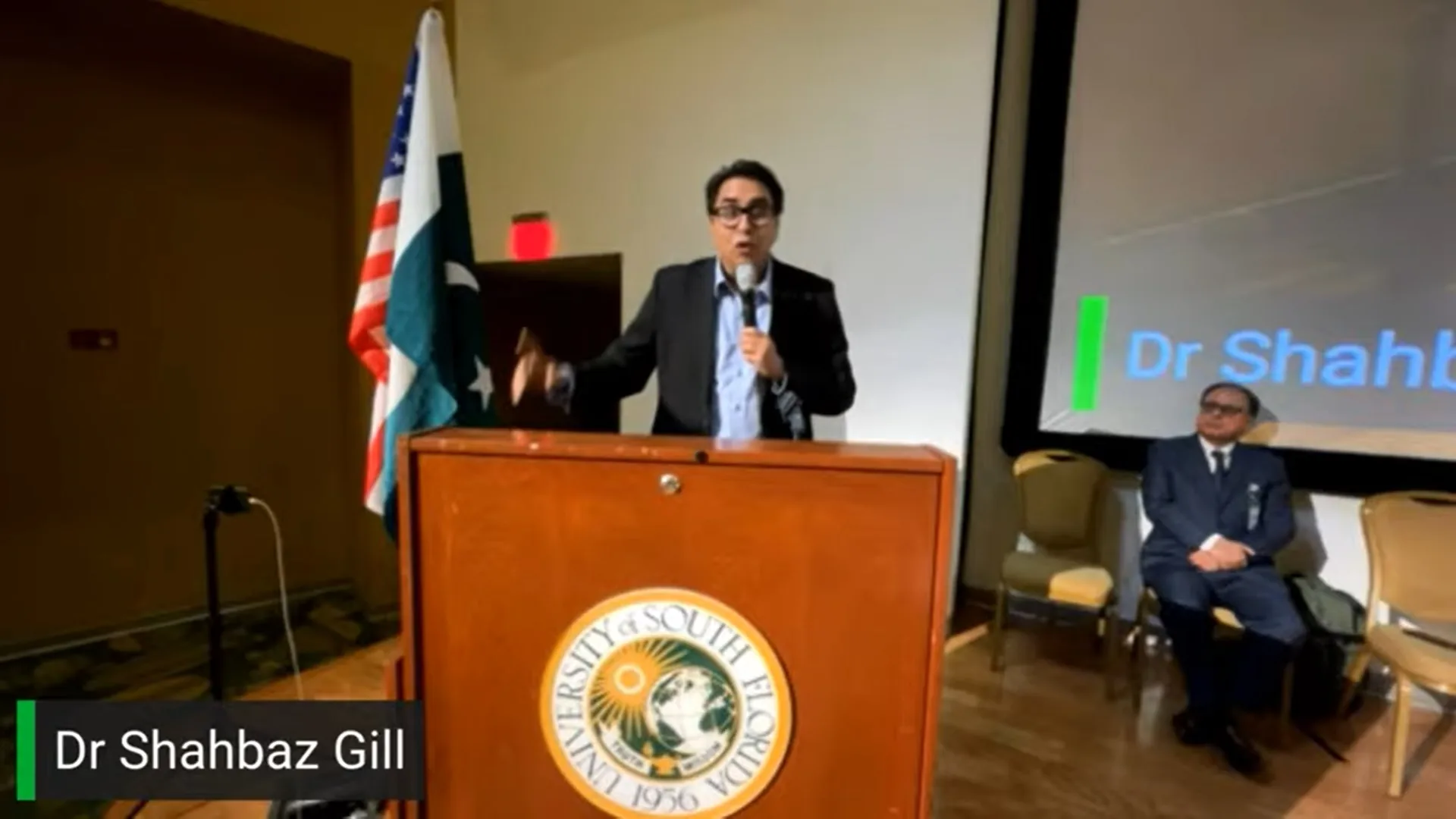 Shahbaz Gill embarrasses Moeed Pirzada in his speech at University of South Florida