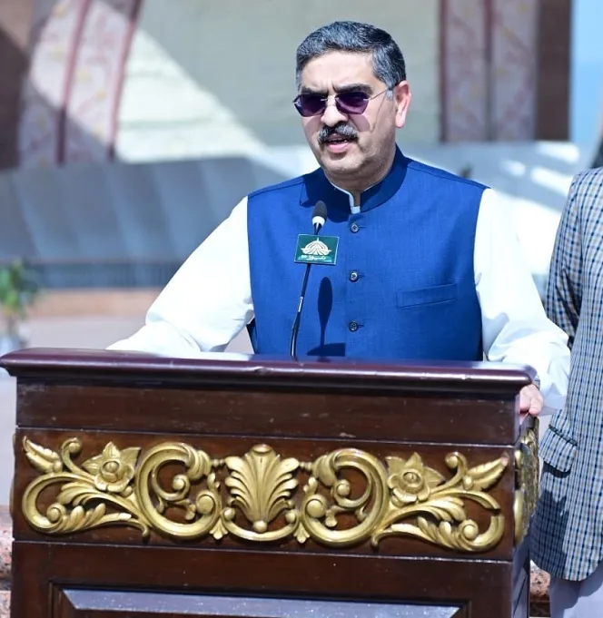 Caretaker PM Kakar Lays Floral Wreath At Pakistan Monument To Mark ...