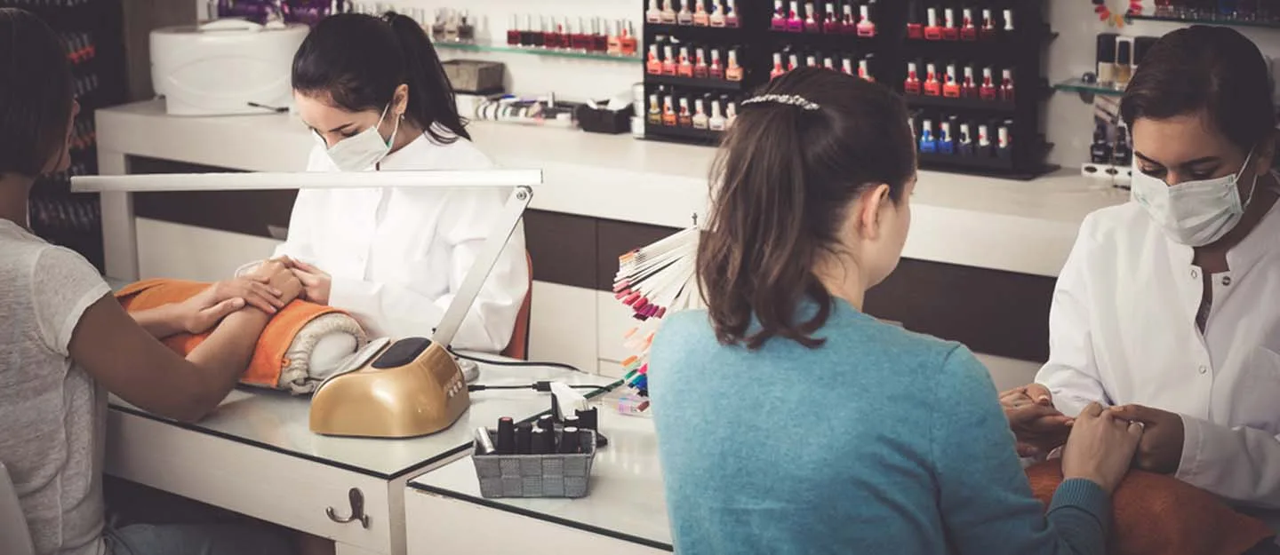 Best nail salons in Lahore
