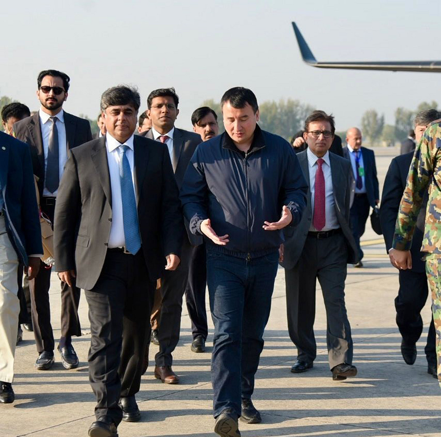Uzbekistan’s Deputy PM for Trade & Investment arrives in Pakistan
