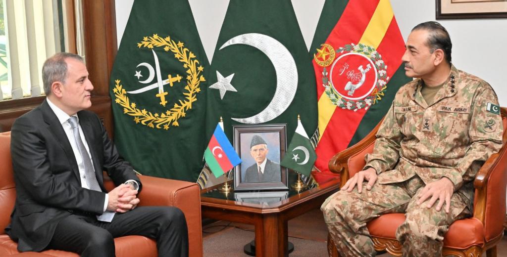 Pakistan Army Chief lauds Azerbaijani Armed Forces for their exemplary professionalism & valor