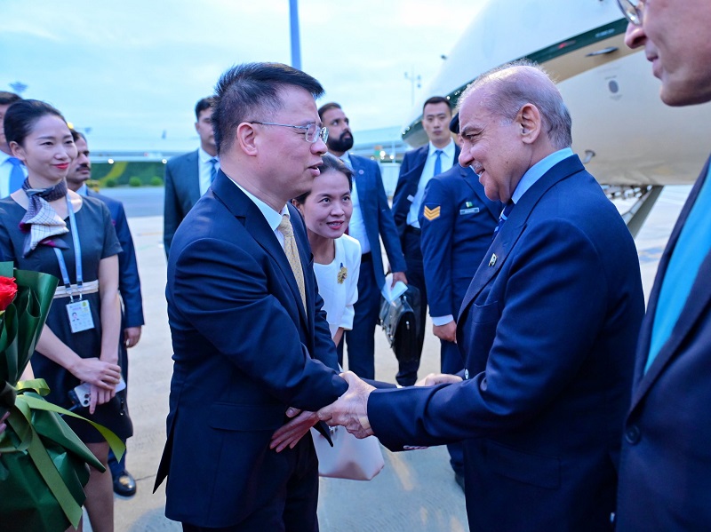 PM Shahbaz Sharif arrives in Shenzhen, China