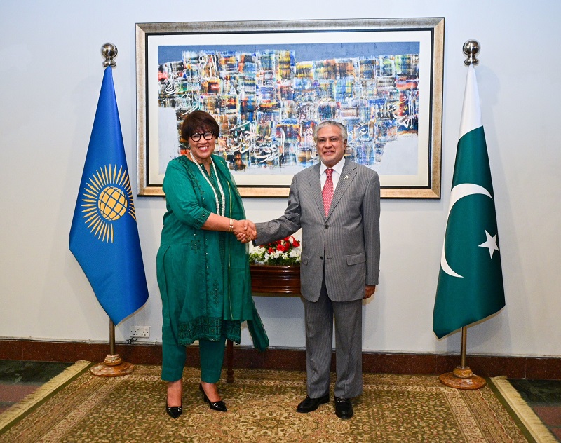 Ishaq Dar, Patricia Scotland discuss collaboration between Pakistan & Commonwealth