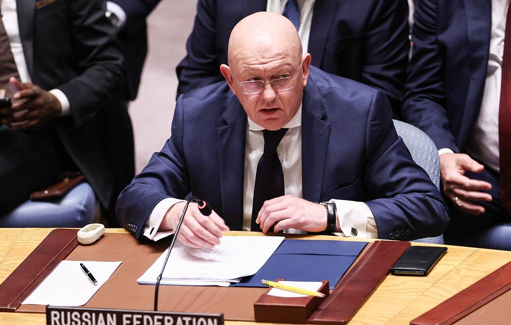 Moscow says it won’t allow US to silence UNSC on Israeli violence against Palestinians Monitoring Desk: Russian envoy in United Nations Vasily Nebenzya said that the UN Security Council should bring peace, stability and prosperity to the Middle East and Russia would not allow United States to silence UNSC over the issue of Gaza crisis. According to TASS news Agency, Nebenzya said that Moscow will continue to call for an end to violence against Palestinians and will not allow the US to muzzle the UN Security Council as Washington seeks to support Israel's operation in Gaza. "We will continue to stand firmly for ending violence against the Palestinians. Without a shadow of a doubt, we will continue to expose the abuses and sanctimony with which the US is handling the situation. We will not allow the Americans to gag the entire council with their hands in an effort to encourage further continuation of Israel's ruthless operation," he said in a speech at the Security Council.