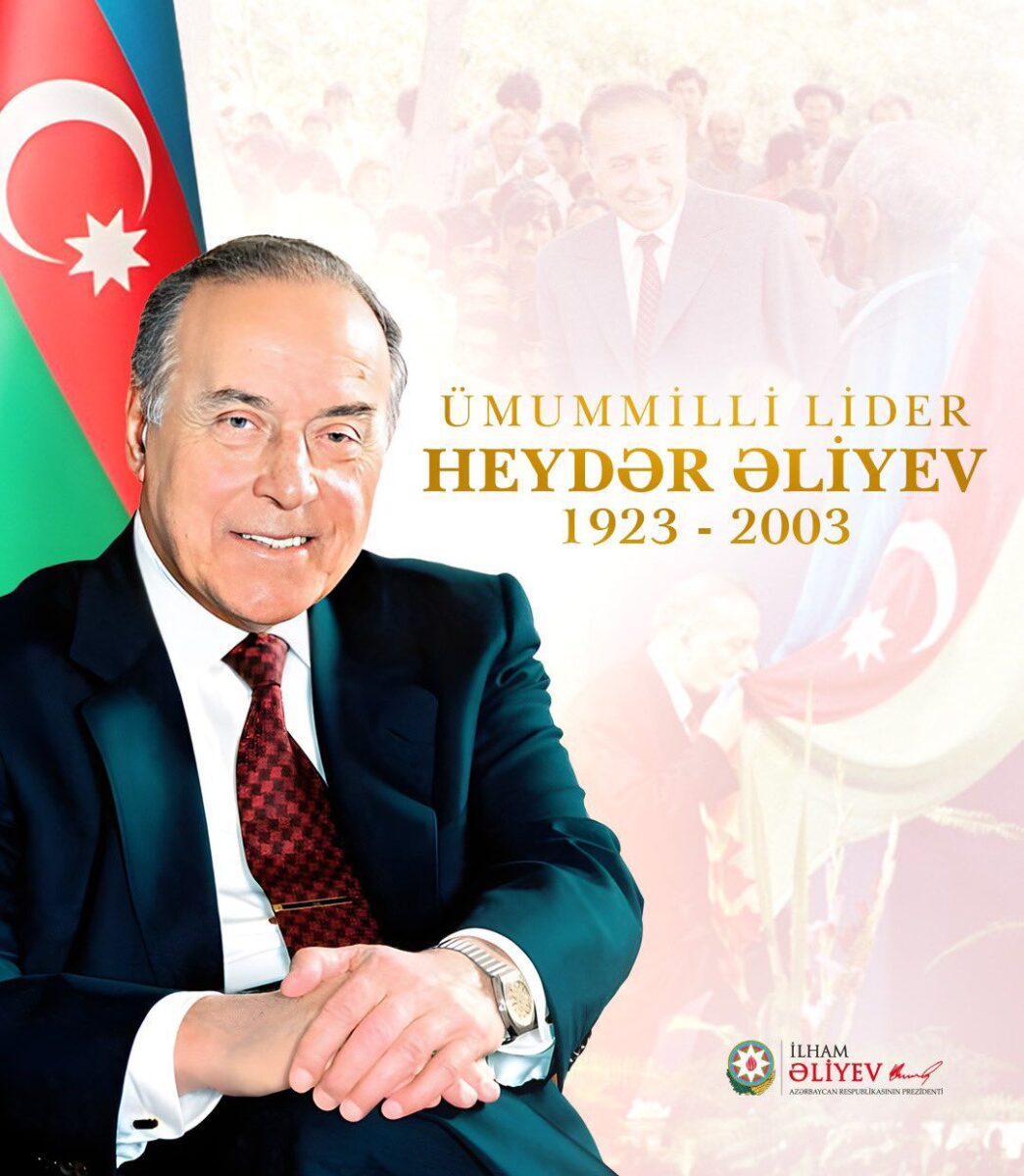 Azerbaijani people commemorate National Leader Heydar Aliyev