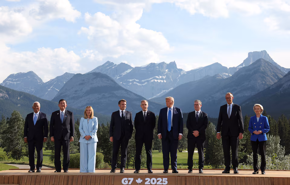 G7 countries give signal for US attack on Iran There are reasons to believe that G7 countries have given signal for US attack on Iran, suggest news coming from European media. International Relations experts are of the view that US President Trump has shown zero tolerance for Iran after G7 Summit although he was offering negotiation to Iran before the Summit but after Summit he is demanding complete surrender of Iran. G7 countries are also member of NATO believe that this is time to crush Iran for ever because Iran had been a pain in the neck of NATO since long. Moreover, the destruction of Iran suits also to non-NATO allied in Middle East that have serious differences with Iran and had been under threat of Iran and its axes of resistance; that has already been neutralized by the United States and Israel in last two years. They believe that regime change in Iran is difficult so let it be deal with Iraq, Syrian and Libyan destruction model in which first Iranian military will be destroyed then the regime change would be tried again. 